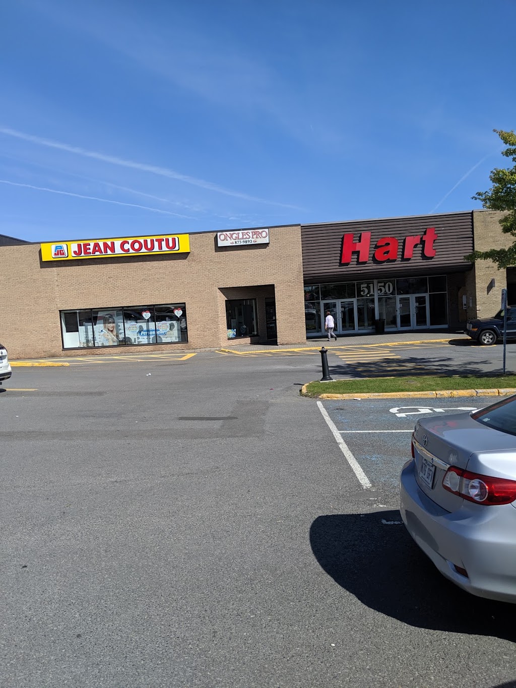 PJC Jean Coutu | 5150 Boulevard de lOrmière #30, Québec, QC G1P 4B2, Canada | Phone: (418) 872-5361