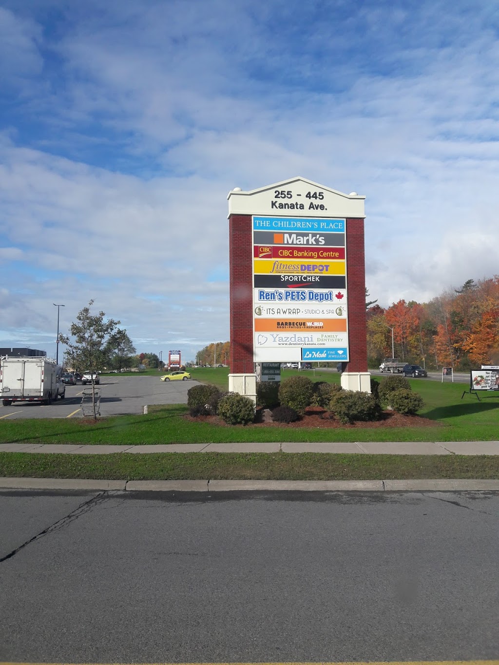 Kanata Entertainment Centrum | 745 Kanata Ave, Kanata, ON K2T 1H8, Canada | Phone: (613) 271-8046