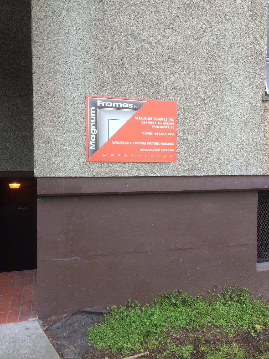 Magnum Frames Inc | 8445 Main St, Vancouver, BC V5X 3M3, Canada | Phone: (604) 873-3884