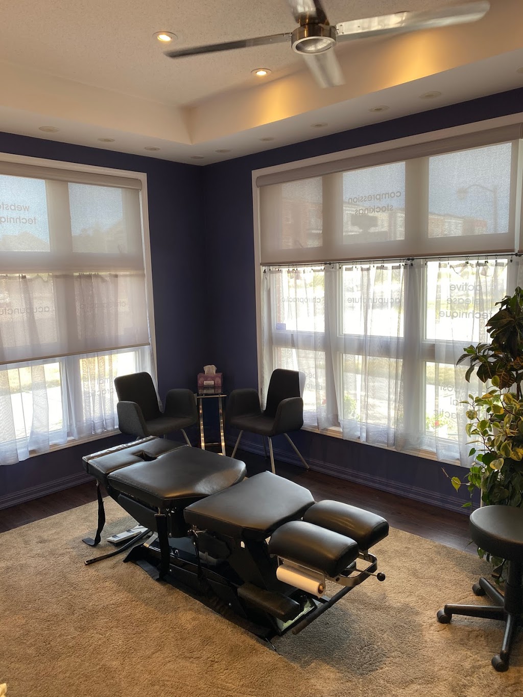 Markham Chiropractor | 2 Bur Oak Ave #2715, Markham, ON L6B 1K7, Canada | Phone: (905) 294-2904