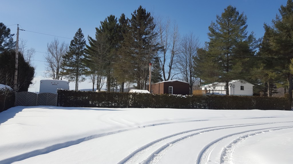 Camping Leroux | 1050 Chemin des Diligences, Eastman, QC J0E 1P0, Canada | Phone: (819) 452-0589