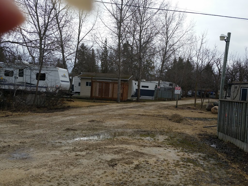 Wildwood Park Trailer Resort | 102040 Pth 9, Winnipeg Beach, MB R0C 3G0, Canada | Phone: (204) 389-3540