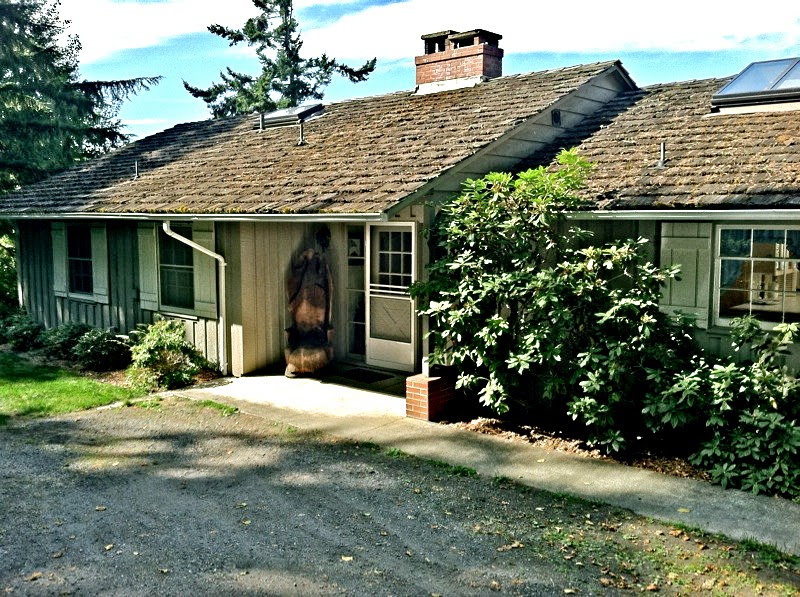 The Salish Seaside Escapes | 327 Sunset Ave, Eastsound, WA 98245, USA | Phone: (360) 376-2234