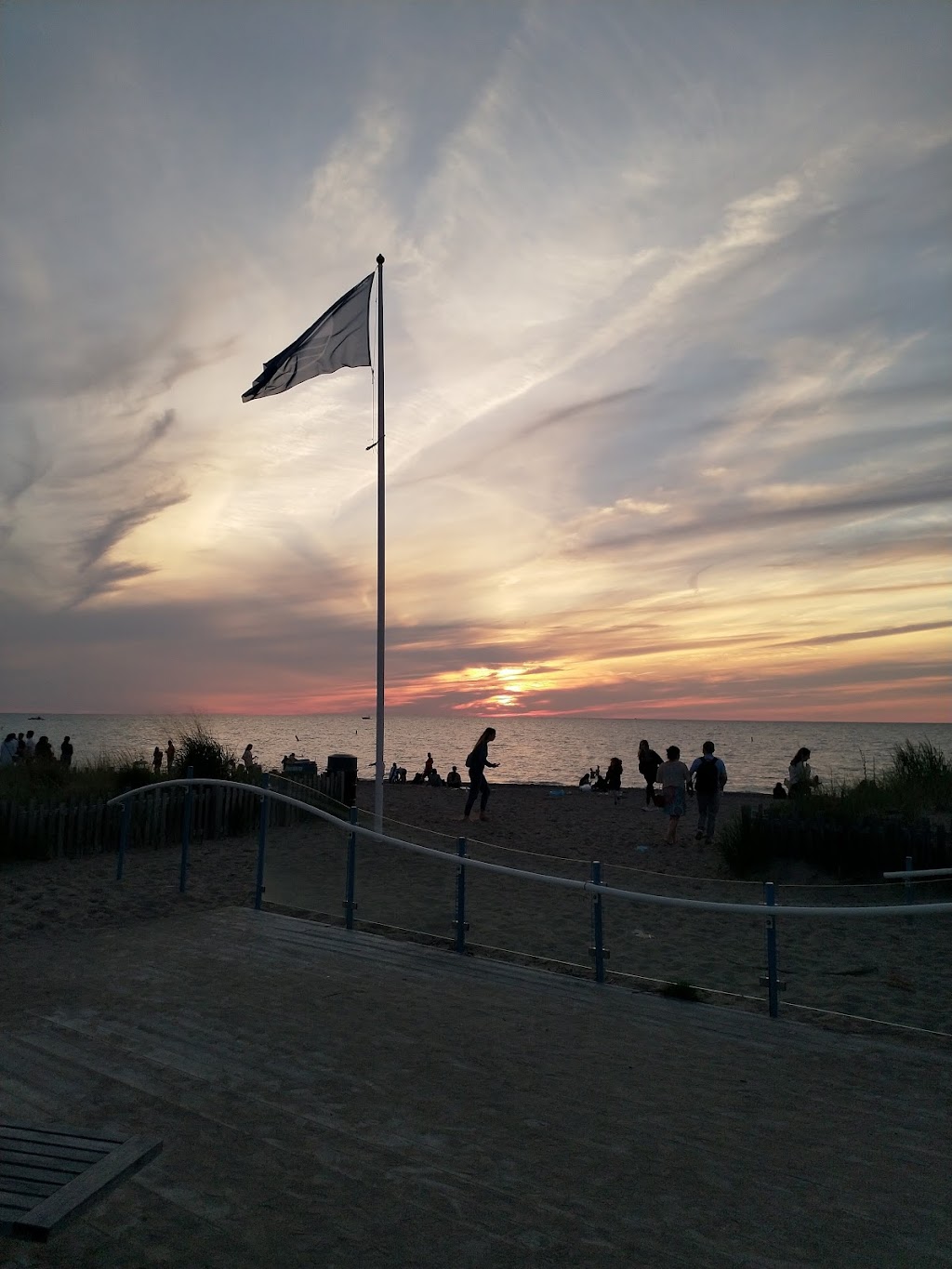 Grand Bend Parasail | 77 Main St W, Grand Bend, ON N0M 1T0, Canada | Phone: (519) 525-3596