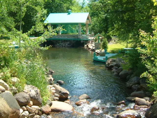 The cabins of the Sacacomie River | 1125 Rang du Moulin, Saint-Alexis-des-Monts, QC J0K 1V0, Canada | Phone: (819) 265-2248