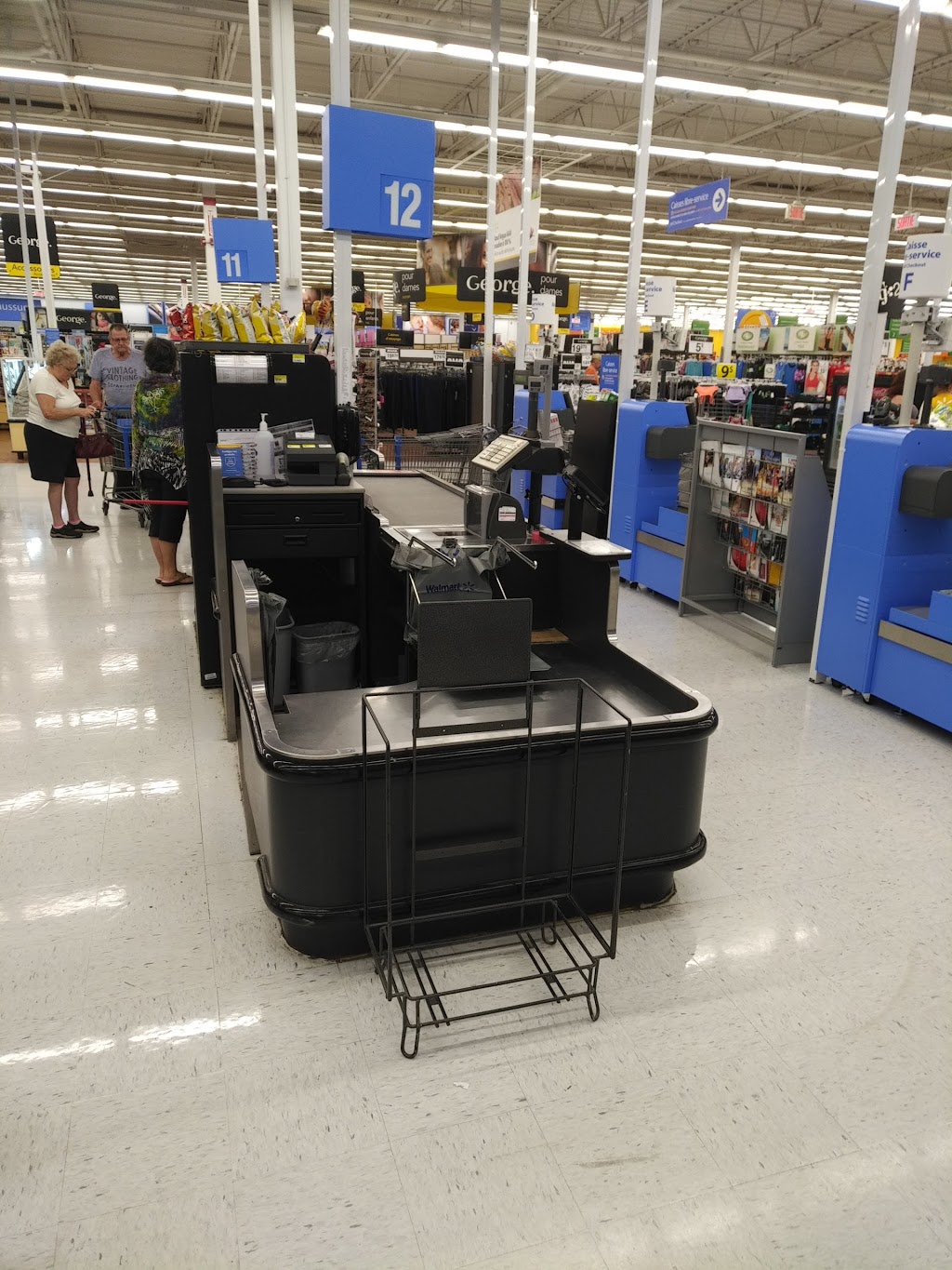 Walmart Salaberry-De-Valleyfield Supercentre | 2050 Boulevard Monseigneur-Langlois, Salaberry-de-Valleyfield, QC J6S 5R1, Canada | Phone: (450) 371-5188