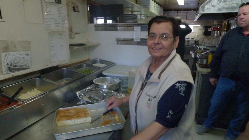 Restaurant Nikos | 950 QC-117, Val-David, QC J0T 2N0, Canada | Phone: (819) 322-3422