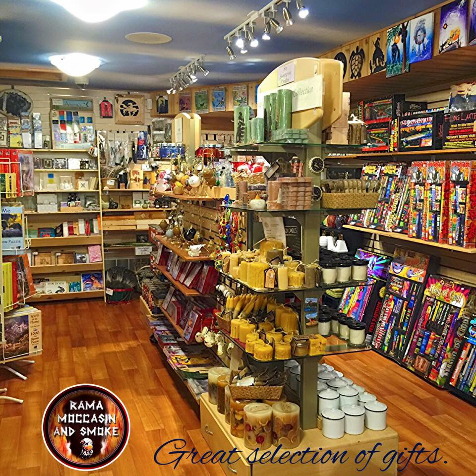 Rama Moccasin And Smoke | 6413 Rama Rd, Orillia, ON L3V 6H6, Canada | Phone: (705) 325-5041