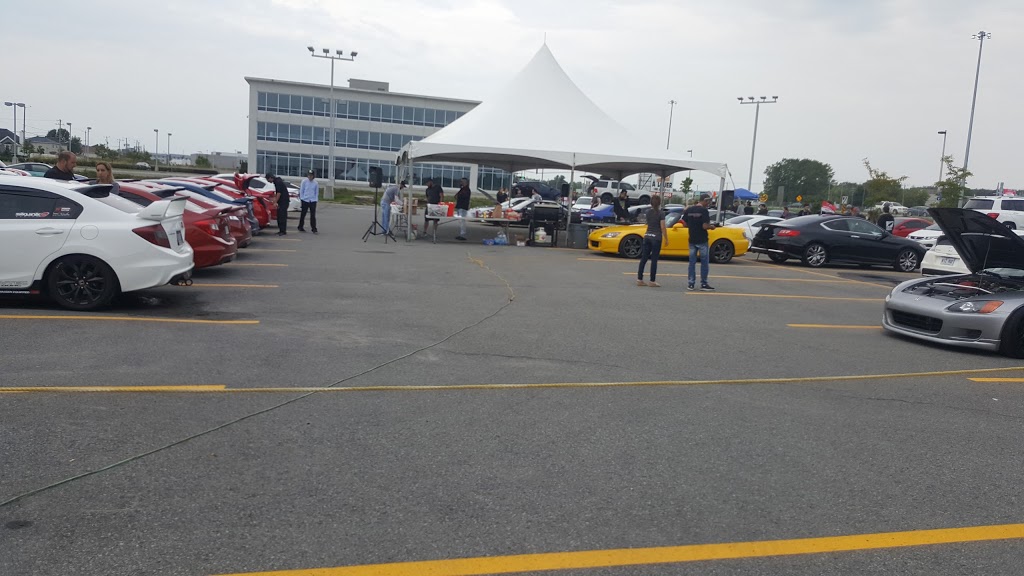 Vaudreuil Honda | 9 Boulevard de la Cité-des-Jeunes, Vaudreuil-Dorion, QC J7V 0N3, Canada | Phone: (833) 722-4042