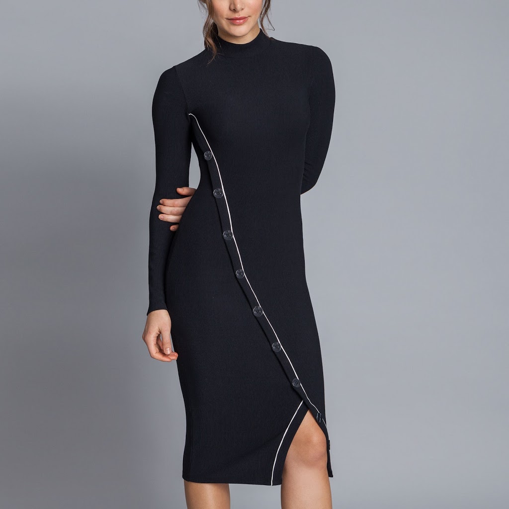 dentelle et denim Louise Péloquin Mode | 90 Rue du Roi, Sorel-Tracy, QC J3P 4M8, Canada | Phone: (450) 743-1234