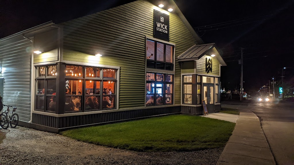 Wick Station - Microbrasserie | 167 Rue St Louis, Warwick, QC J0A 1M0, Canada | Phone: (819) 641-9425