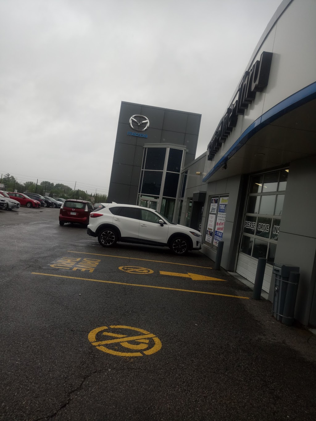 Bank Street Mazda | 2575 Bank St, Gloucester, ON K1T 1M8, Canada | Phone: (613) 739-3088