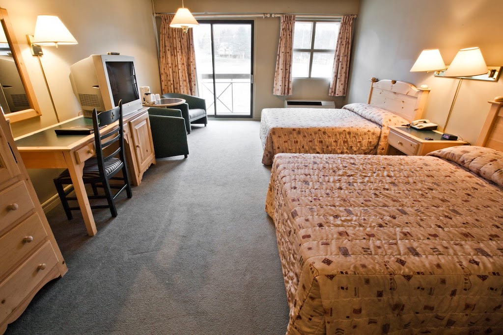 Condos & Hôtel Stoneham | 610 Chemin du Hibou, Stoneham-et-Tewkesbury, QC G3C 1T8, Canada | Phone: (418) 848-2000