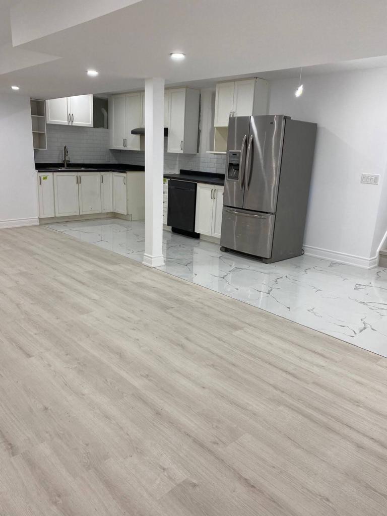 Frank Renovations | 28 Village Centre Pl, Mississauga, ON L4Z 1V9, Canada | Phone: (437) 329-0375