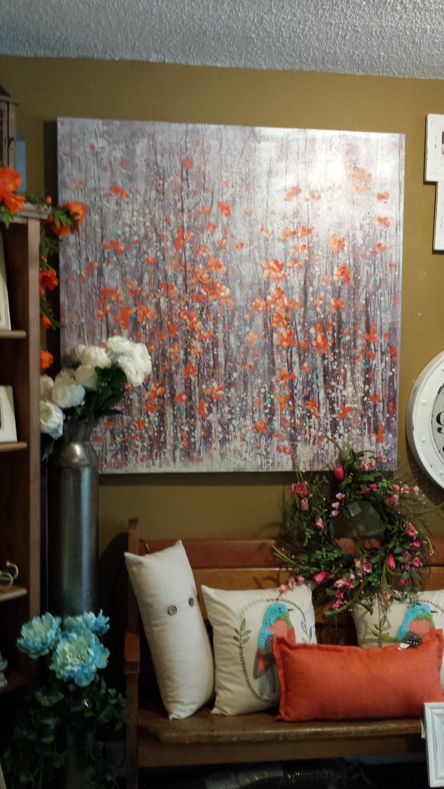 Country Creations Of Mt. Forest | 125 Queen St E, Mount Forest, ON N0G 2L2, Canada | Phone: (519) 323-9981