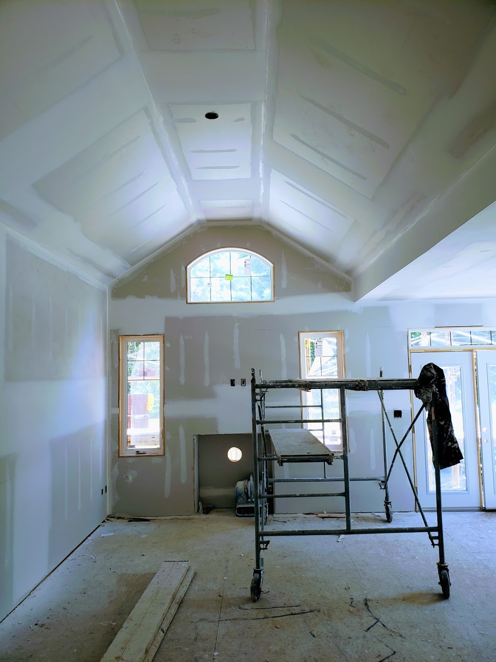 APEK Drywall | 6 McIvor St, Whitby, ON L1R 2L9, Canada | Phone: (905) 442-5086