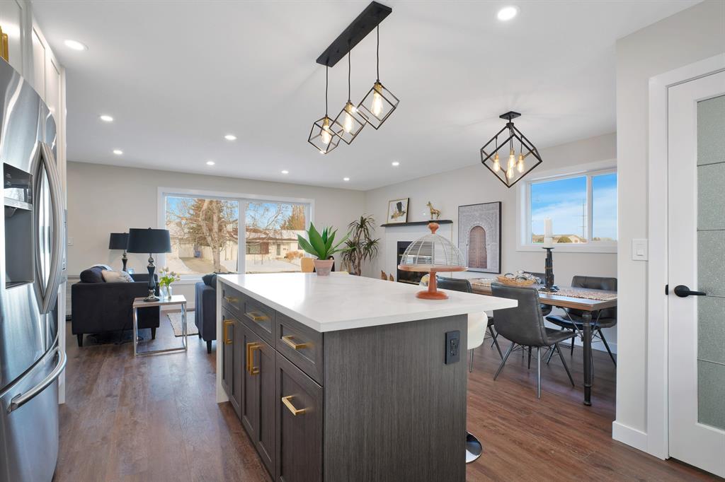 Cupboards Express Red Deer | 6660 Taylor Dr. #101, Red Deer, AB T4P 1Y3, Canada | Phone: (403) 986-6464