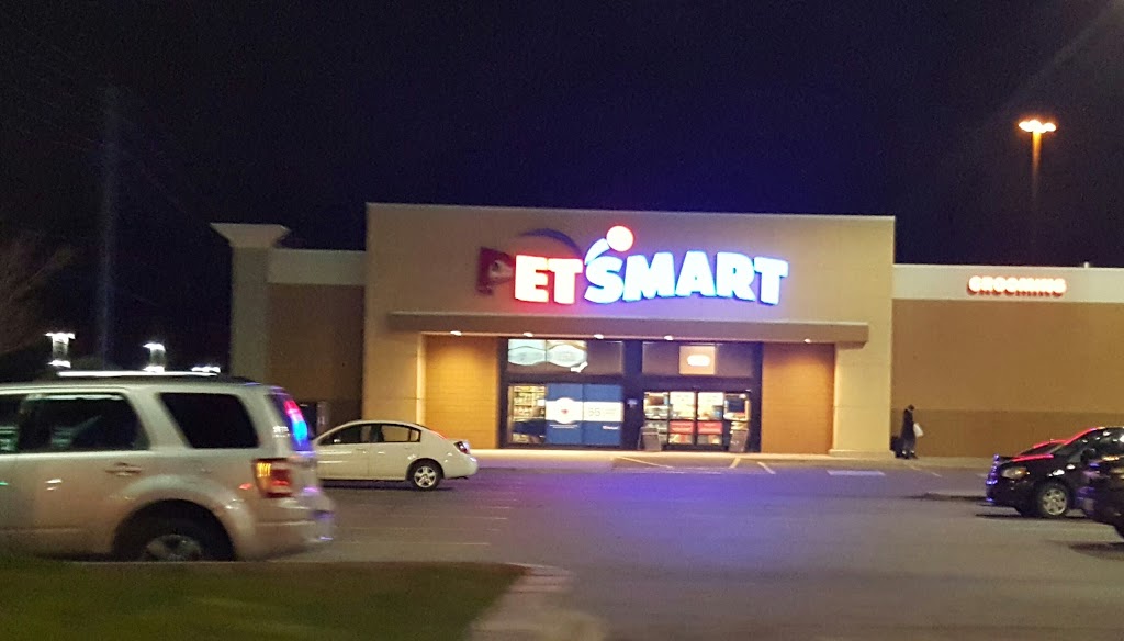 PetSmart | 7481 Oakwood Dr, Niagara Falls, ON L2E 6S5, Canada | Phone: (905) 374-3050