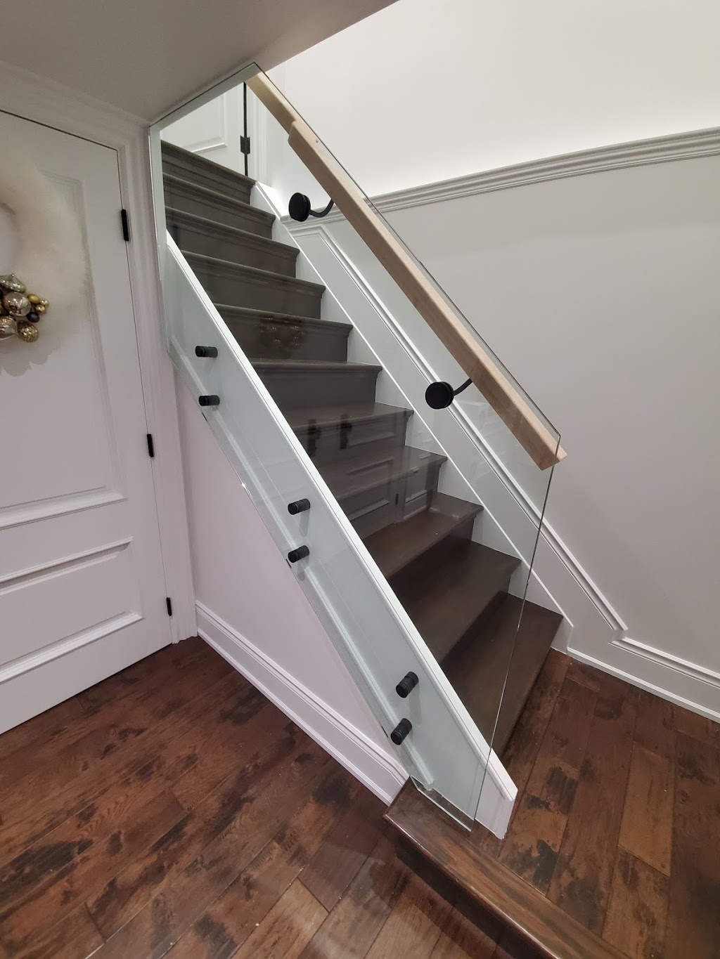Bloor Railings Ltd | 361 Bloor St E, Oshawa, ON L1H 3M9, Canada | Phone: (905) 579-5077