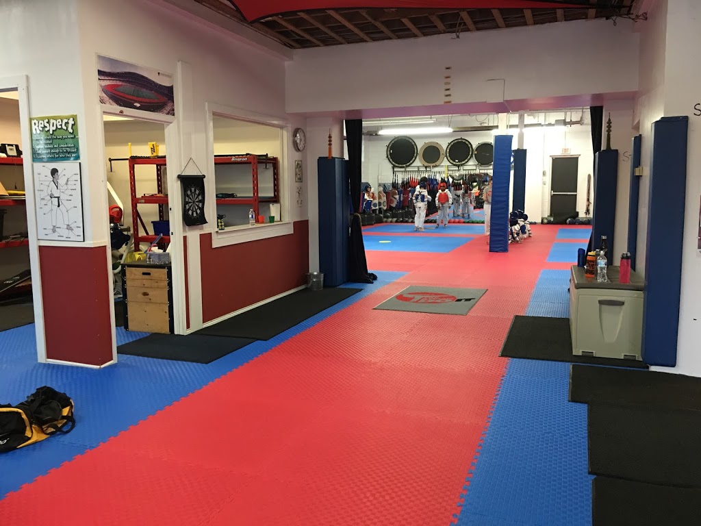 Etobicoke Taekwondo & Deh Camp After School | 100 Advance Rd, Etobicoke, ON M8Z 2T7, Canada | Phone: (416) 236-5578
