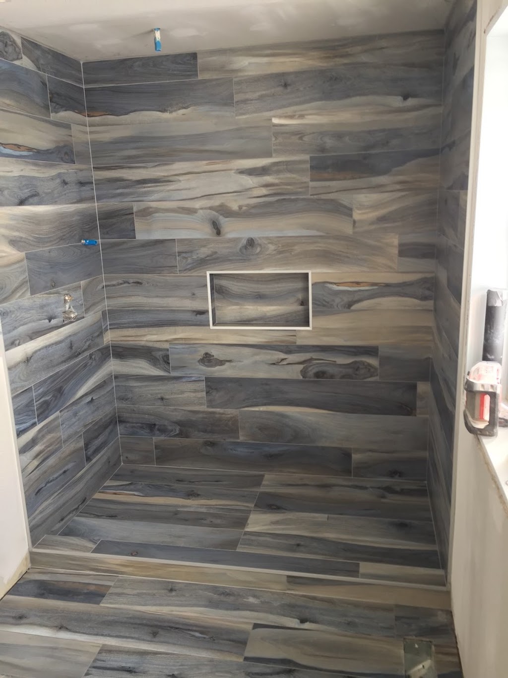 Céramique Plus | 29 Rue Tessier, Saint-Jean-sur-Richelieu, QC J2X 5N6, Canada | Phone: (514) 992-4737
