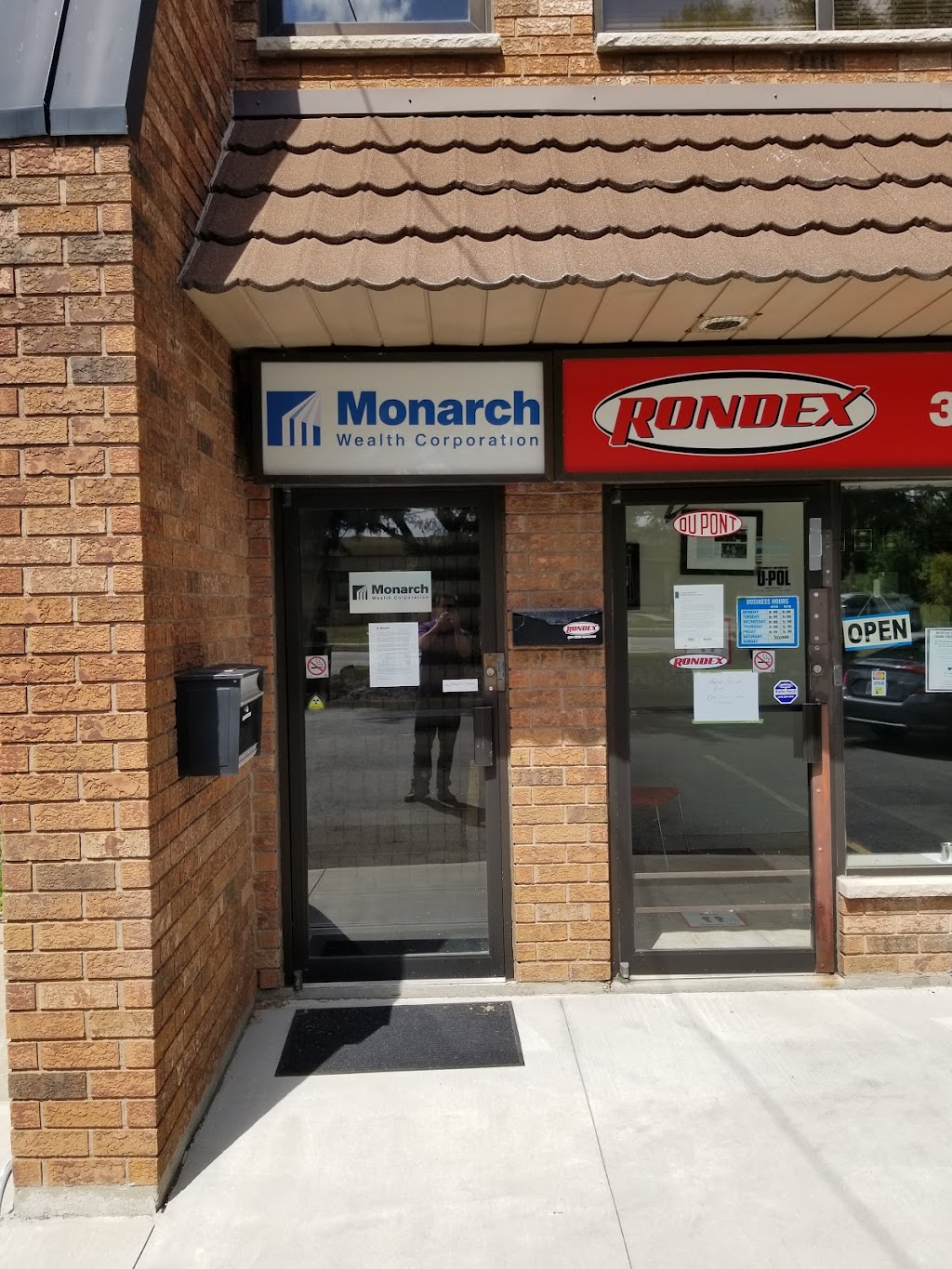 Monarch Wealth Corporation - Stoney Creek Branch | 237 Barton St Unit 201, Stoney Creek, ON L8E 2K4, Canada | Phone: (888) 407-6925