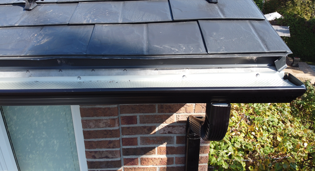 Modern Eavestroughing | 896 Scott-Dupuis Wy, Ottawa, ON K1C 3A7, Canada | Phone: (613) 736-7373