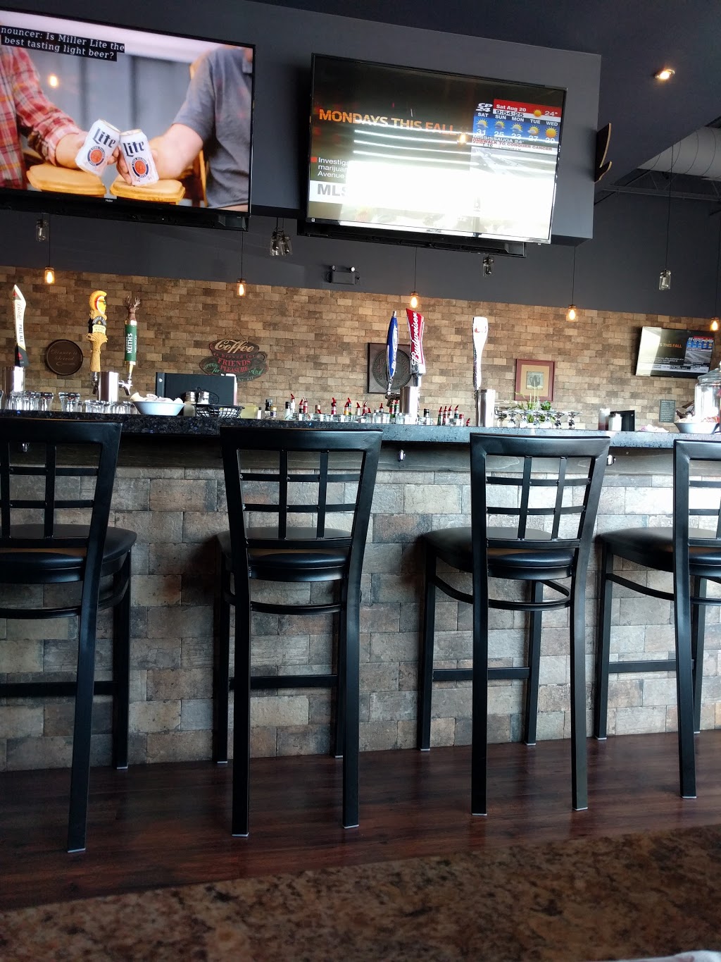 Bens Kitchen And Bar | 300 King George Rd, Brantford, ON N3R 5M1, Canada | Phone: (519) 304-8889