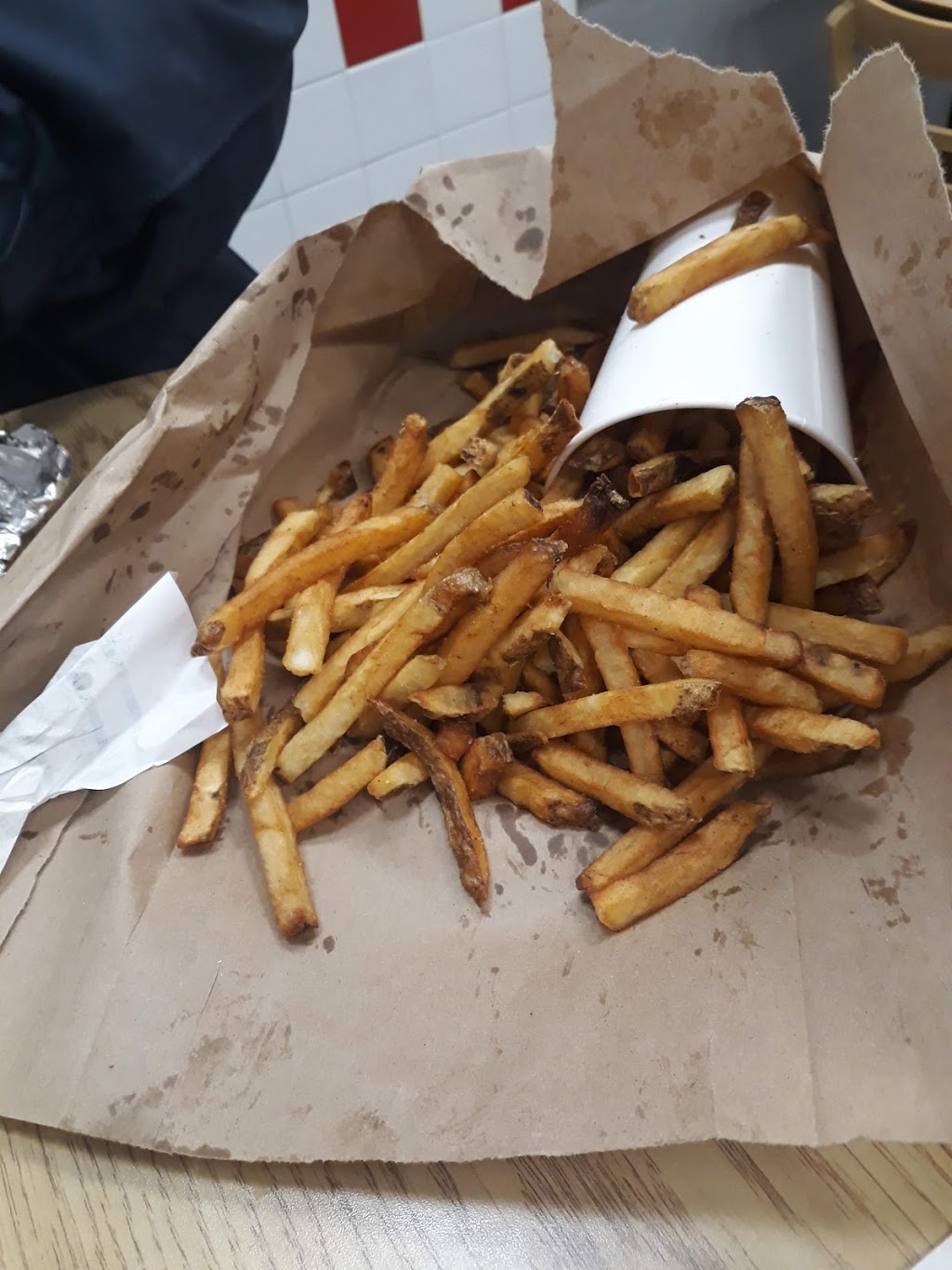Five Guys | 66 Quarry Edge Dr, Brampton, ON L6V 4K2, Canada | Phone: (905) 456-8787
