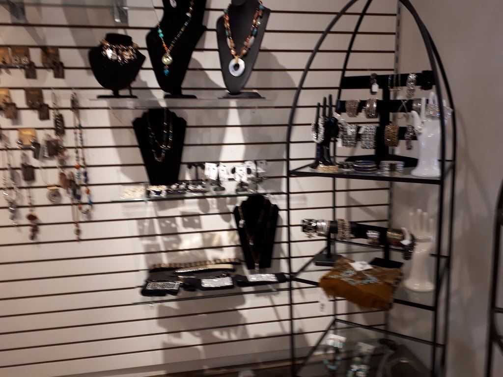 Cachet Clothing Company | 49 King St W, Bowmanville, ON L1C 1R2, Canada | Phone: (905) 697-1963
