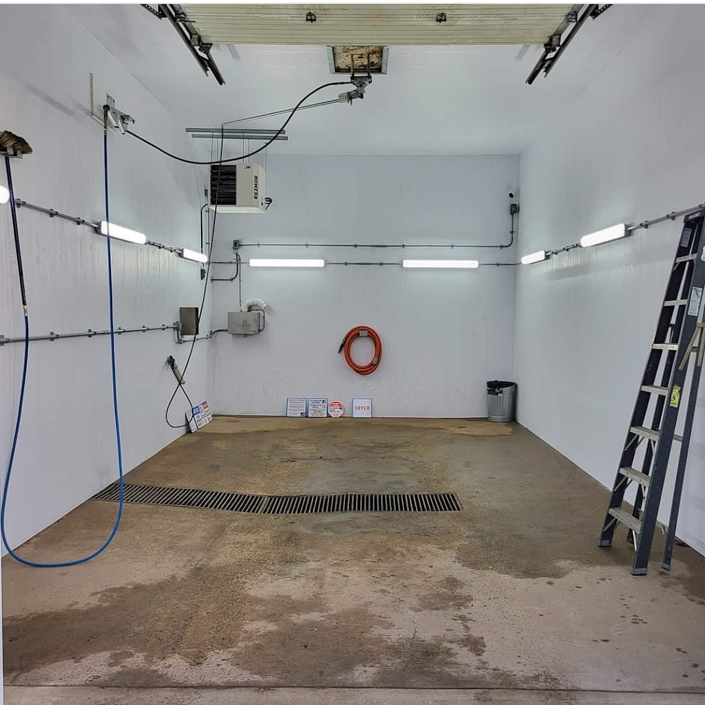 Carberry Self Serve Car Wash/Laundry and Dog Wash | 108 Main St, Carberry, MB R0K 0H0, Canada | Phone: (204) 573-8558