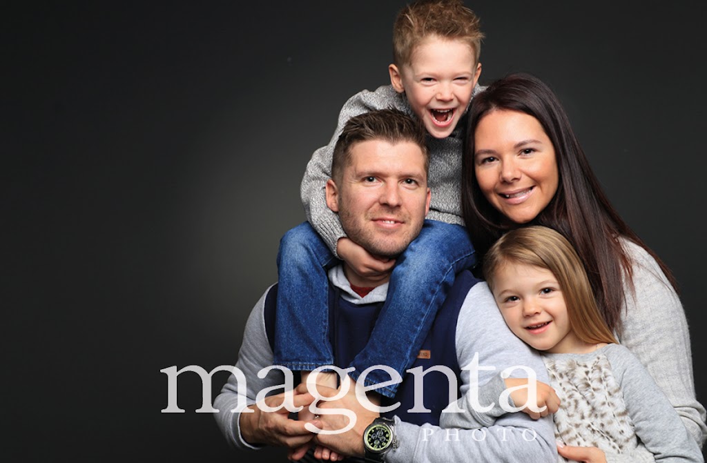 Magenta Photo Fairview Pointe-Claire | 6815 Route Transcanadienne, Pointe-Claire, QC H9R 5J1, Canada | Phone: (514) 694-1111