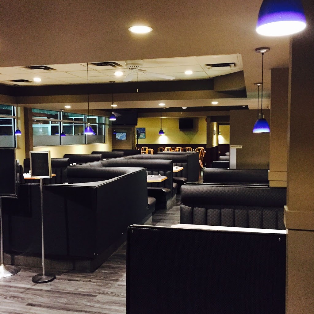 Regent Family Restaurant & Neighbourhood Pub | 3823 Sherwood Dr, Regina, SK S4R 6N1, Canada | Phone: (306) 543-3211