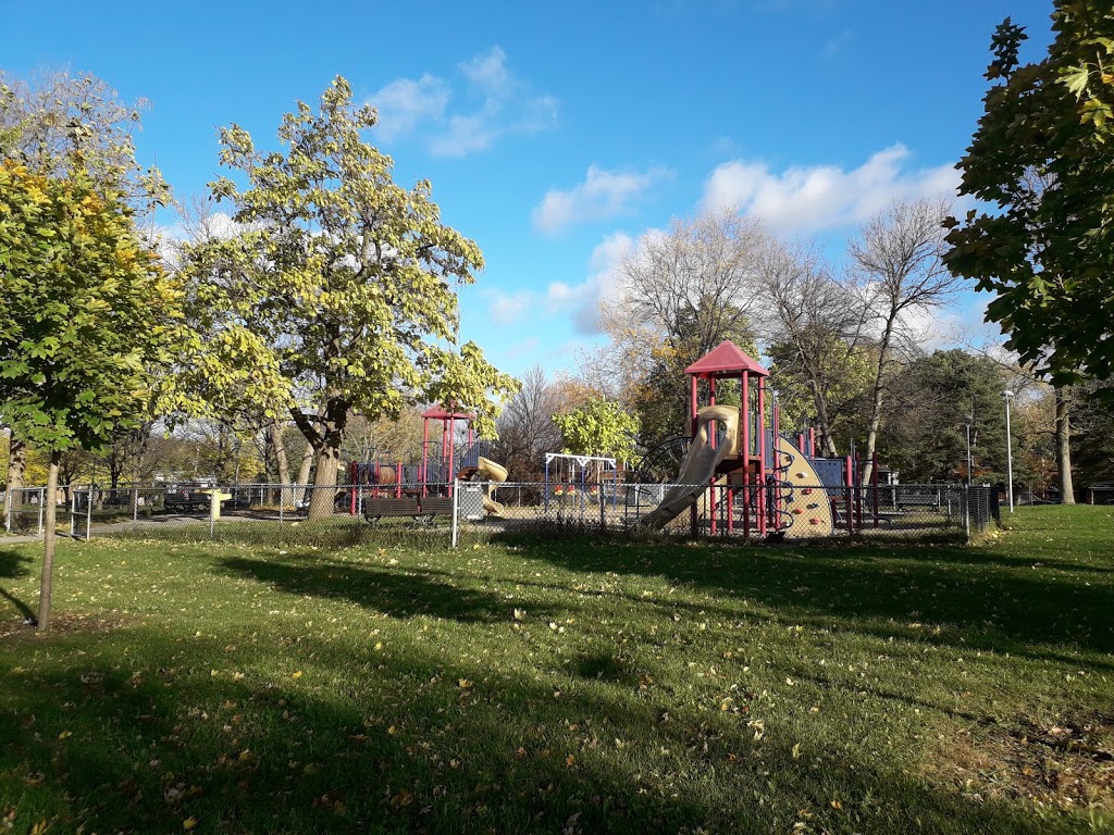 Parc Tolhurst | Rue Fleury O, Montréal, QC H3L 1B9, Canada | Phone: (514) 872-0311