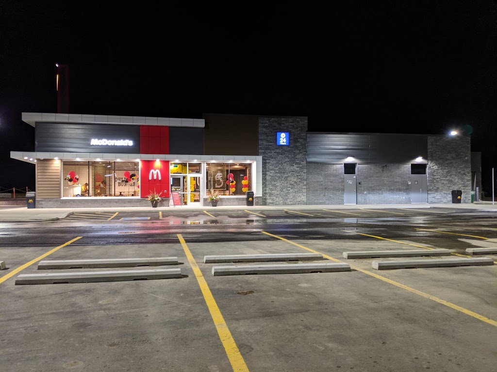 McDonalds | 6004 Country Hills Blvd NE, Calgary, AB T3N 1A8, Canada | Phone: (587) 623-1043