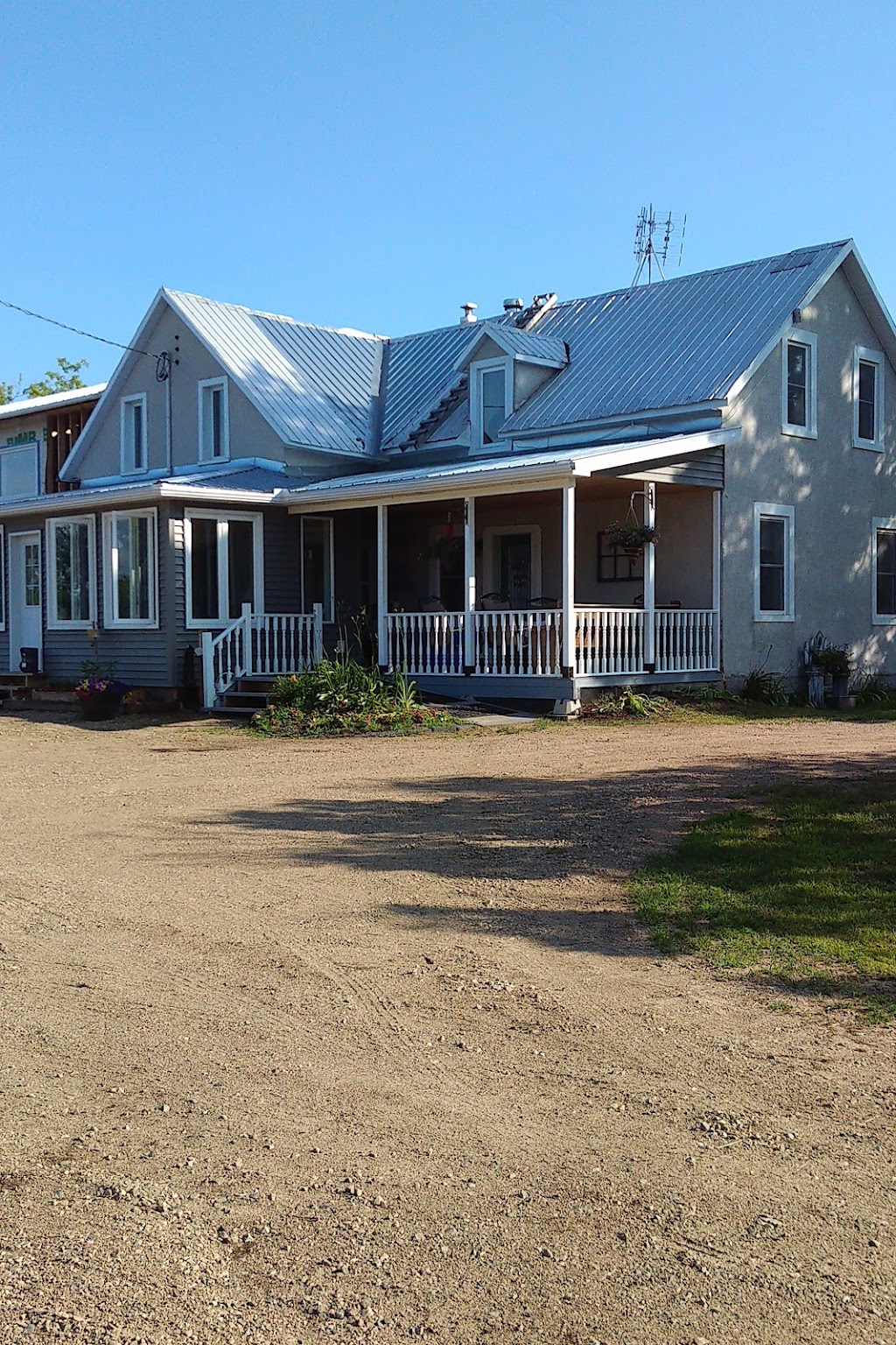 Sullivan Homestead | 102 Chem. Sulivan, Sheenboro, QC J0X 2Z0, Canada | Phone: (905) 483-1676
