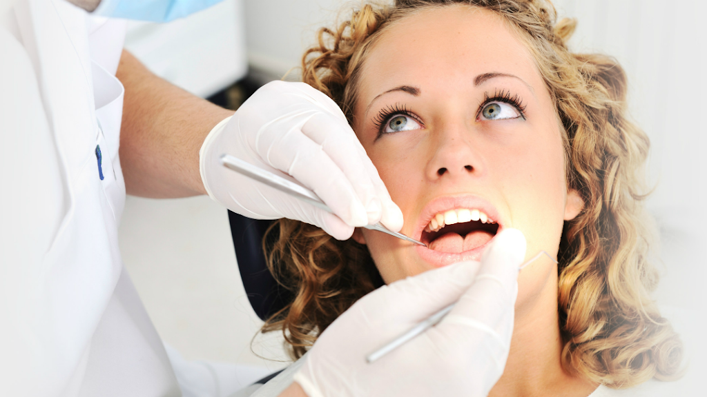 Family Tree Dental | 1881 Steeles Ave W, North York, ON M3H 5Y4, Canada | Phone: (416) 661-6881