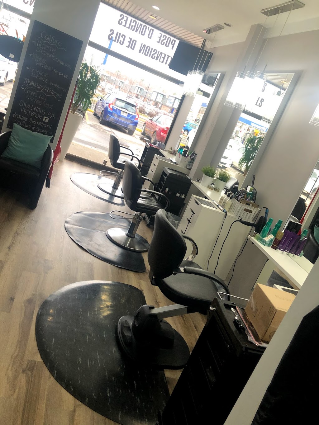 Bronzage International | 1208 Bd des Seigneurs, Terrebonne, QC J6W 3W4, Canada | Phone: (450) 471-5635