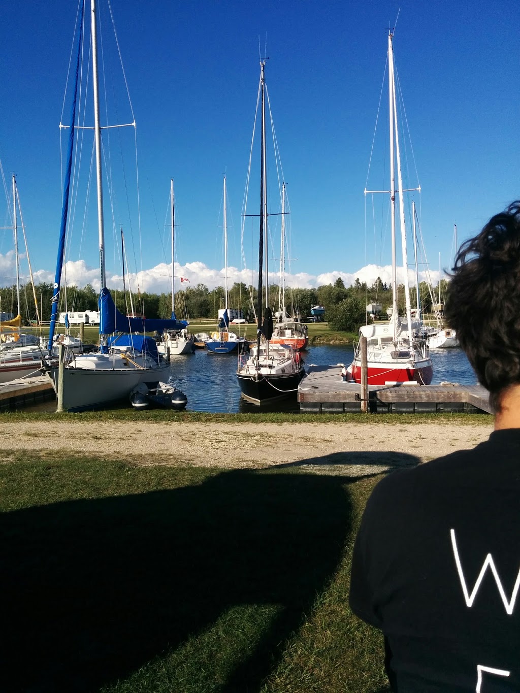 Silver Harbour Marine Resort | George’s Way, Arnes, MB R0C 0C0, Canada | Phone: (204) 642-7245
