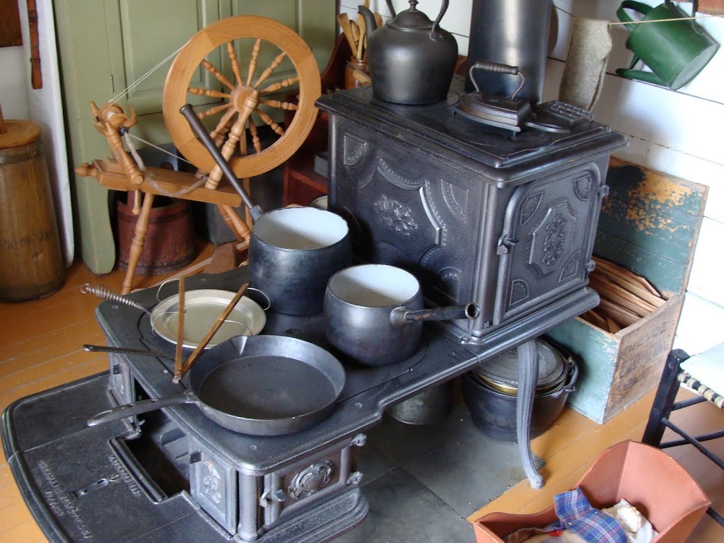 Riel House National Historic Site | 330 River Rd, Winnipeg, MB R2M 3Z8, Canada | Phone: (888) 773-8888