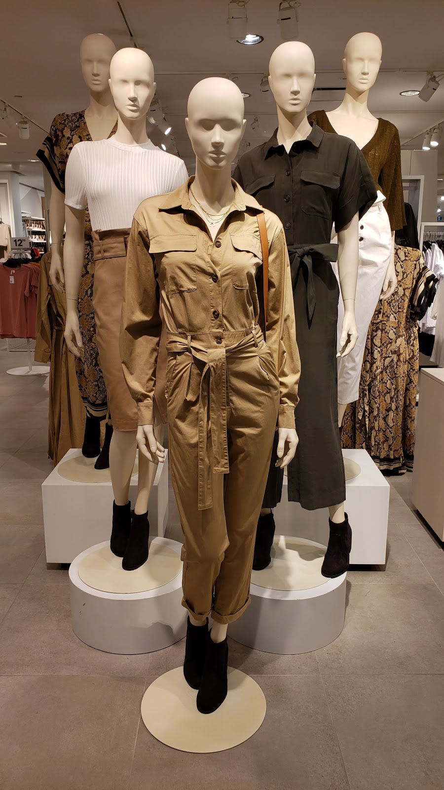 H&M | 5000 Hwy 7, Markham, ON L3R 4M9, Canada | Phone: (855) 272-7007