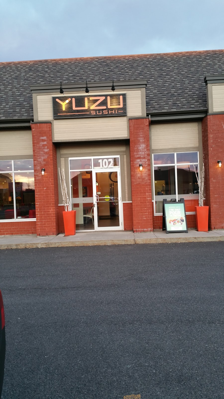 Yuzu sushi | meal takeaway | 3600 Boulevard Fréchette #102, Chambly, QC J3L 0B2, Canada | 4506583377 OR +1 450-658-3377