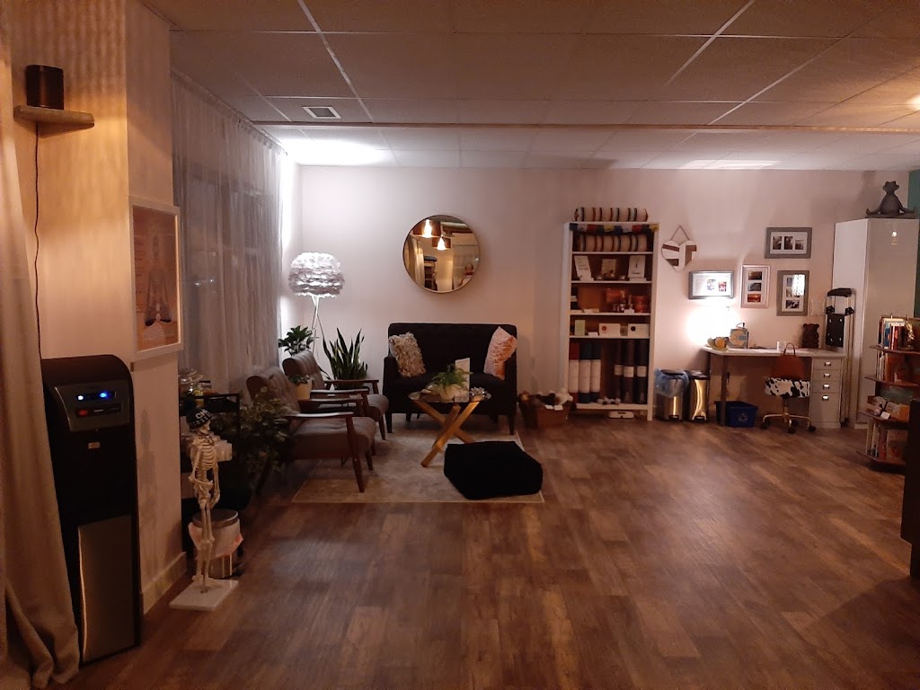 HeartFelt Yoga | 5025 Parkwood Rd #203, Blackfalds, AB T0M 0J0, Canada | Phone: (403) 885-9849