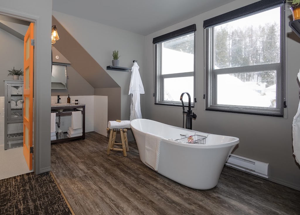 The Larix Hotel (formerly The Chateau Kimberley) | 78 Howard St, Kimberley, BC V1A 2G2, Canada | Phone: (250) 427-1500