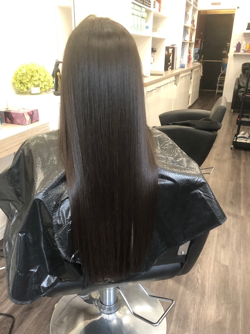 Cherry Salon | 685 Bd de la Côte Vertu, Saint-Laurent, QC H4L 1Y2, Canada | Phone: (514) 999-1892