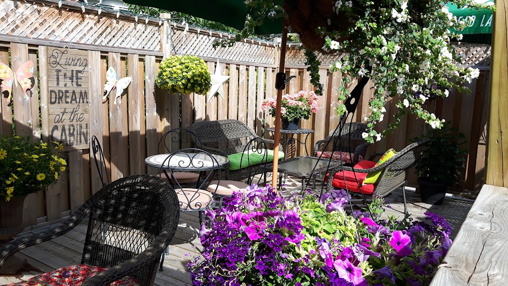 Churchill Arms | 355 Erb St W, Waterloo, ON N2L 1W4, Canada | Phone: (519) 746-2530