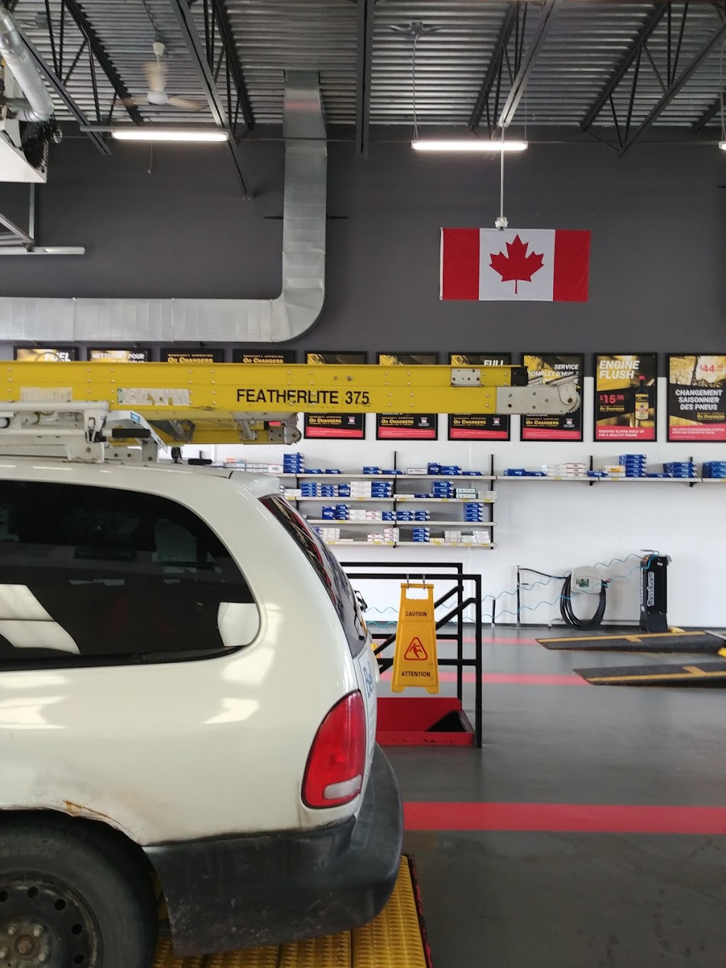 Oil Changers Rockland | 2770 Chamberland St Unit 1, Rockland, ON K4K 0B2, Canada | Phone: (613) 446-7625