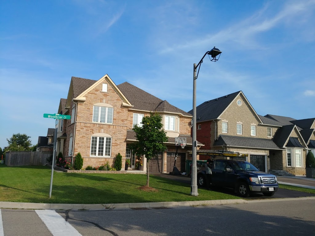 Real Blue Roofing Services Inc. | 8890 Heritage Rd, Brampton, ON L6Y 0E1, Canada | Phone: (647) 706-5225