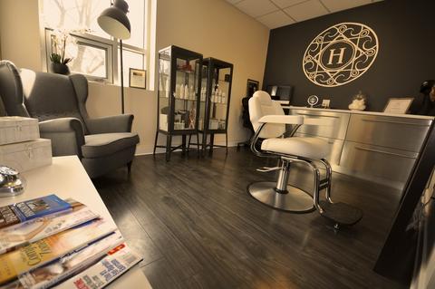 The Hairapy Shop | Open by appointment, 219 Makadewa Private, Ottawa, ON K1K 4Z9, Canada | Phone: (613) 869-7555