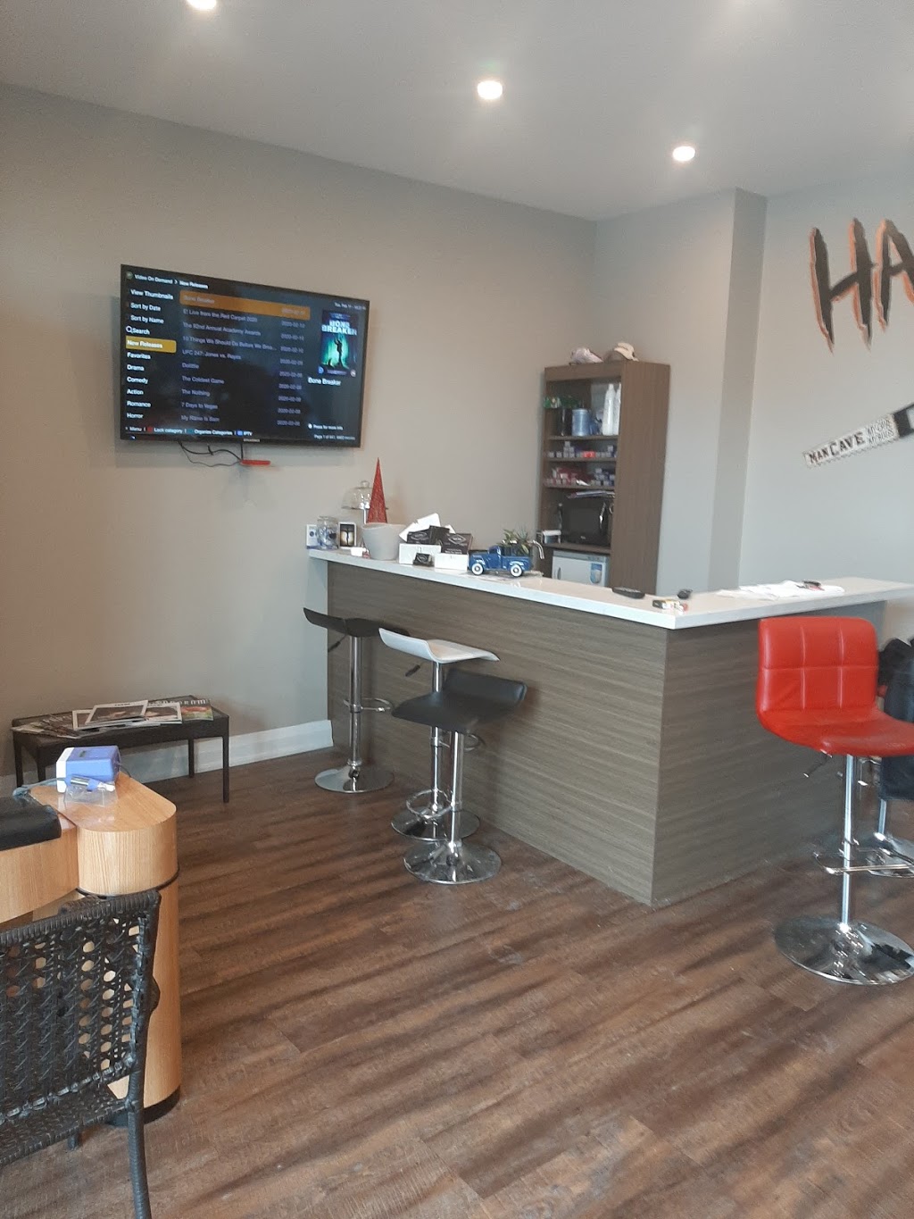 Hair Bar | hair care | 281 Woodbridge Ave, Woodbridge, ON L4L 0C6, Canada | 4166696804 OR +1 416-669-6804